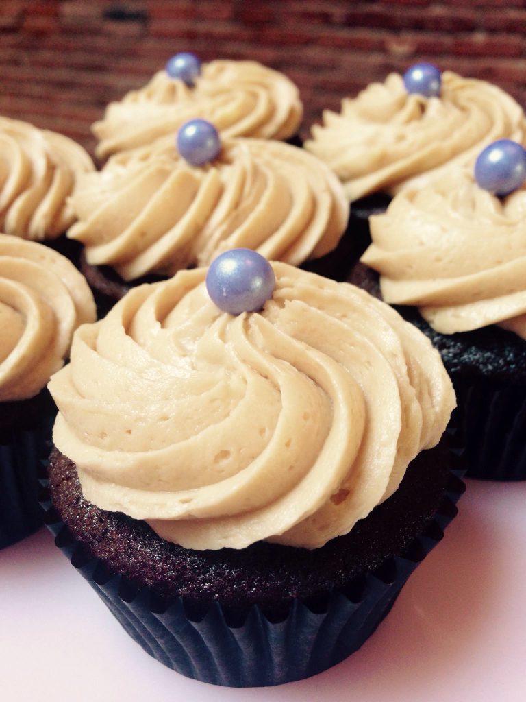 Mocha Cupcake with Espresso Recipe: Materials
