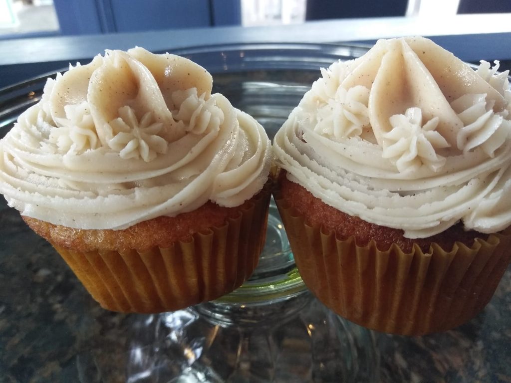 Snickerdoodle Cupcakes: Materials