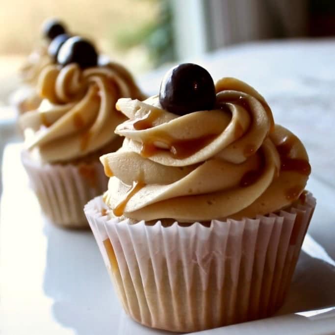Coffee Cupcakes with Coffee Frosting