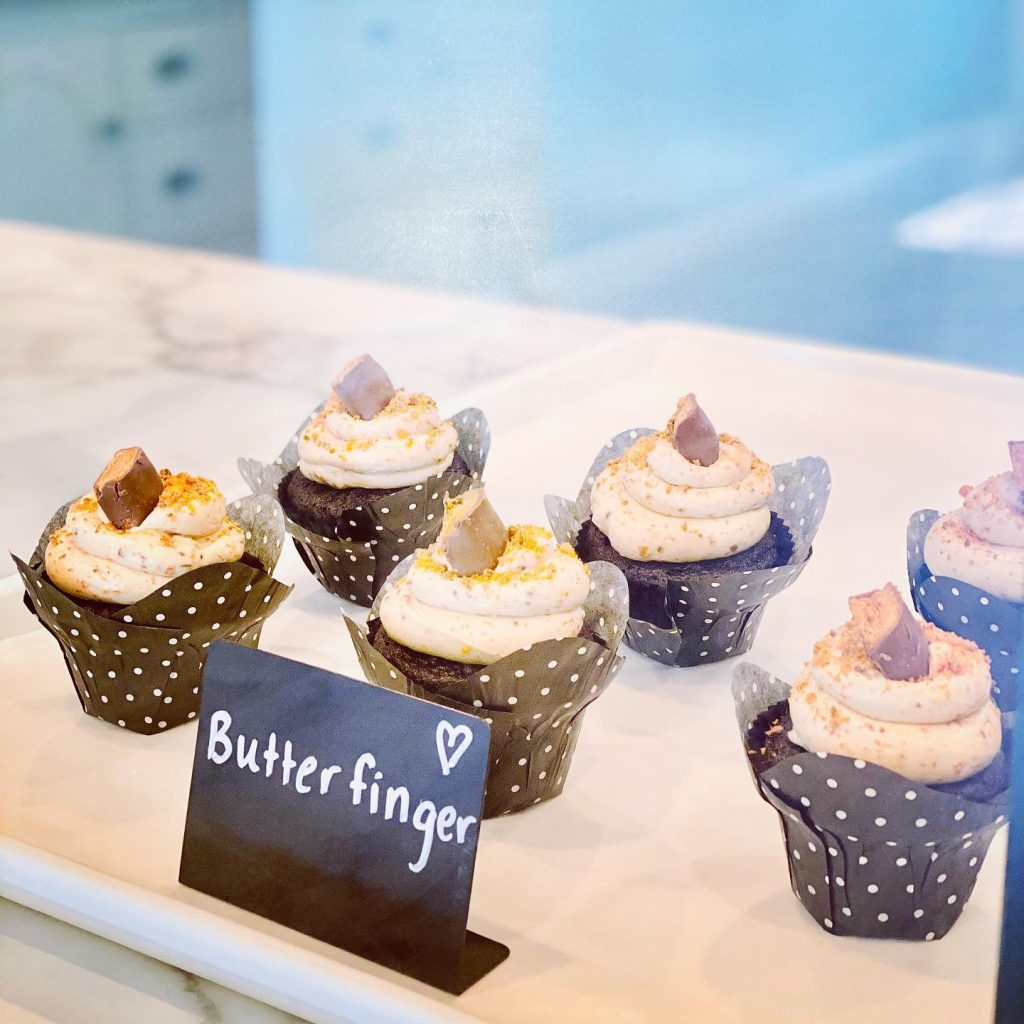 Peanut Butter Butterfinger Cupcake Recipe: Step-by-Step Instructions