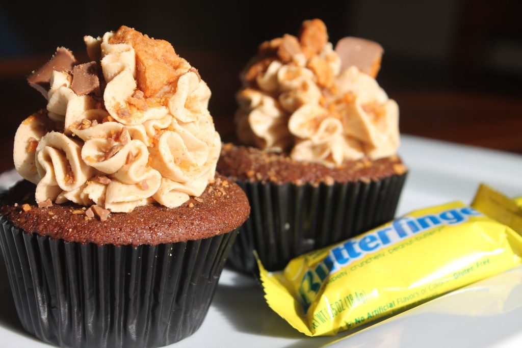 Peanut Butter Butterfinger Cupcake Recipe: Materials Needed