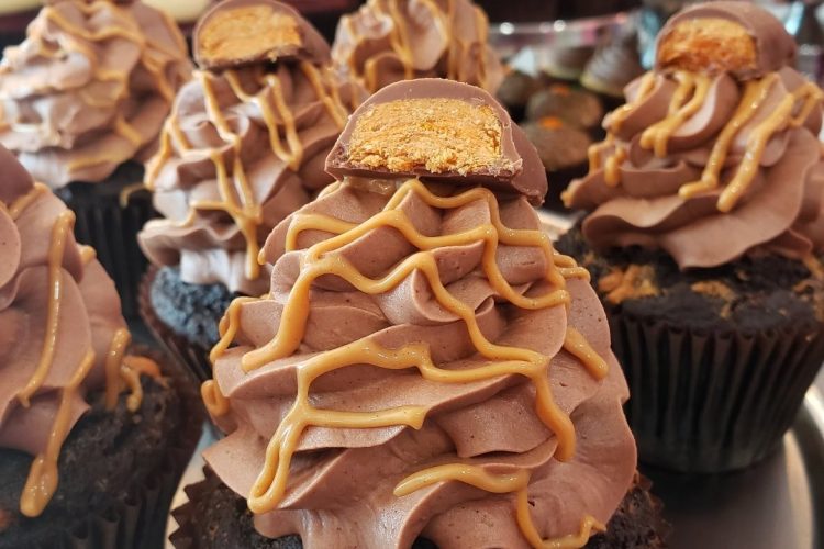 Butterfinger Cupcake with Filling Recipes