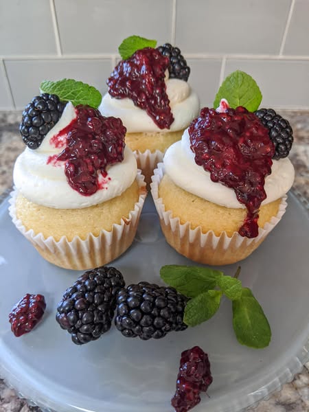 Blackberry Bourbon Smash Cupcakes: Buttercream Frosting