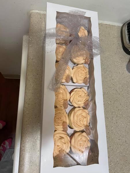 Boozy Cupcake Recipes: Decoration Tips