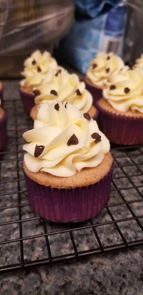 Cannoli Cupcake Recipes: Materials Needed