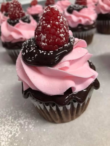 Chocolate Raspberry Cupcake Recipes: Making the Frosting