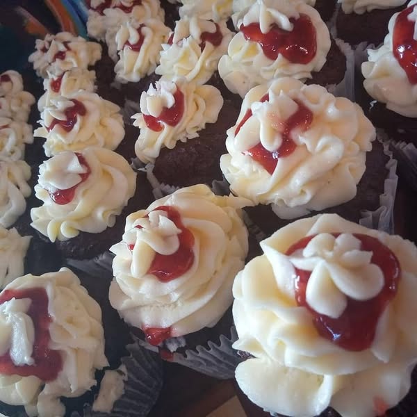 Chocolate Raspberry Cupcake Recipes: A Sweet Journey