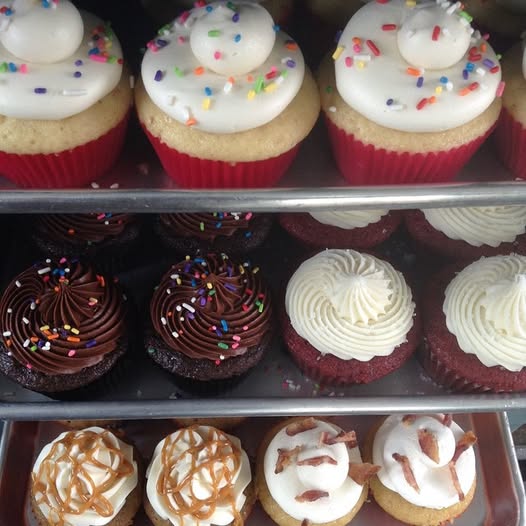 Double Caramel Macchiato Cupcakes Recipe: The final touch