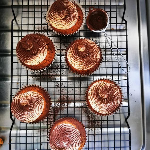 Fluffy Espresso Cupcake