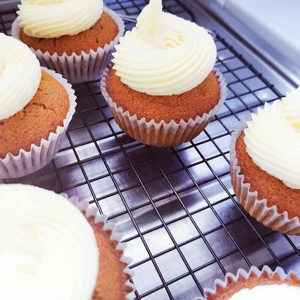 Fluffy Espresso Cupcake with Coffee Recipes: Materials Needed