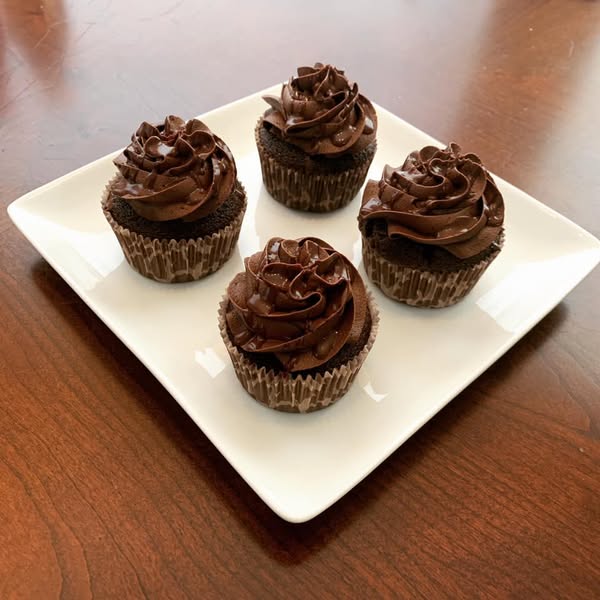 Kahlua Chocolate Cupcake Recipes: Decoration tips
