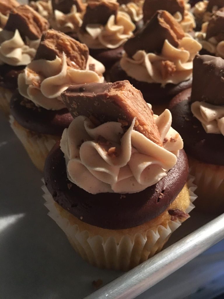 Peanut Butter Butterfinger Cupcake Recipe