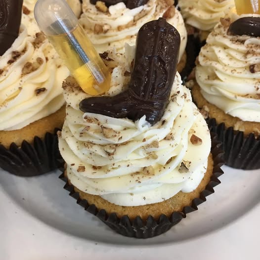 Whiskey Pecan Cupcake Recipes: A Deliciously Boozy Treat