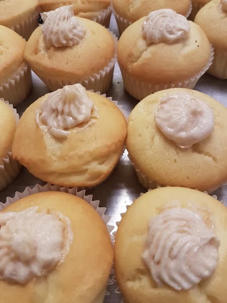 Whiskey Pecan Cupcake Recipes: Buttercream Frosting
